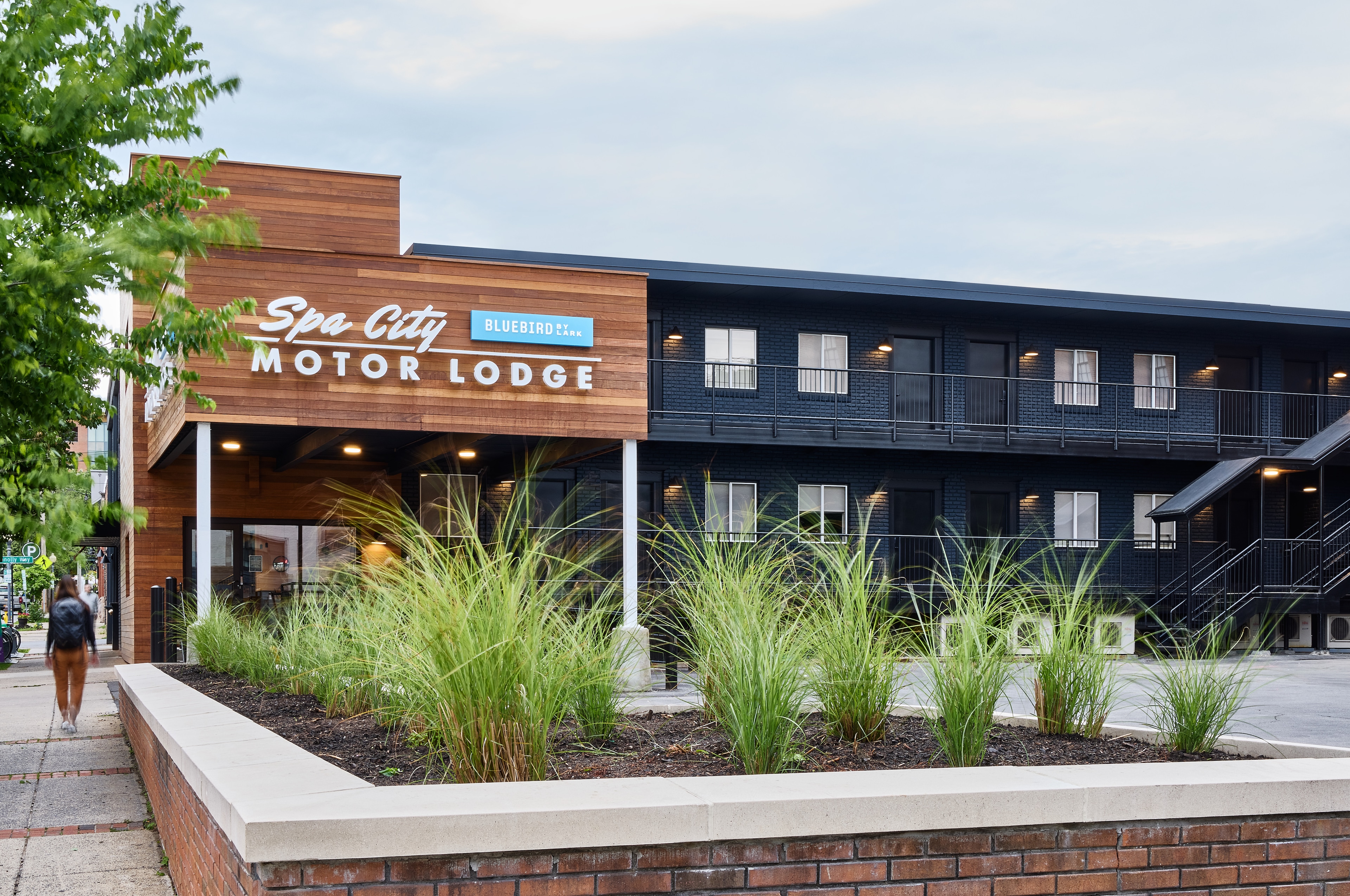 Bluebird Spa City Motor Lodge