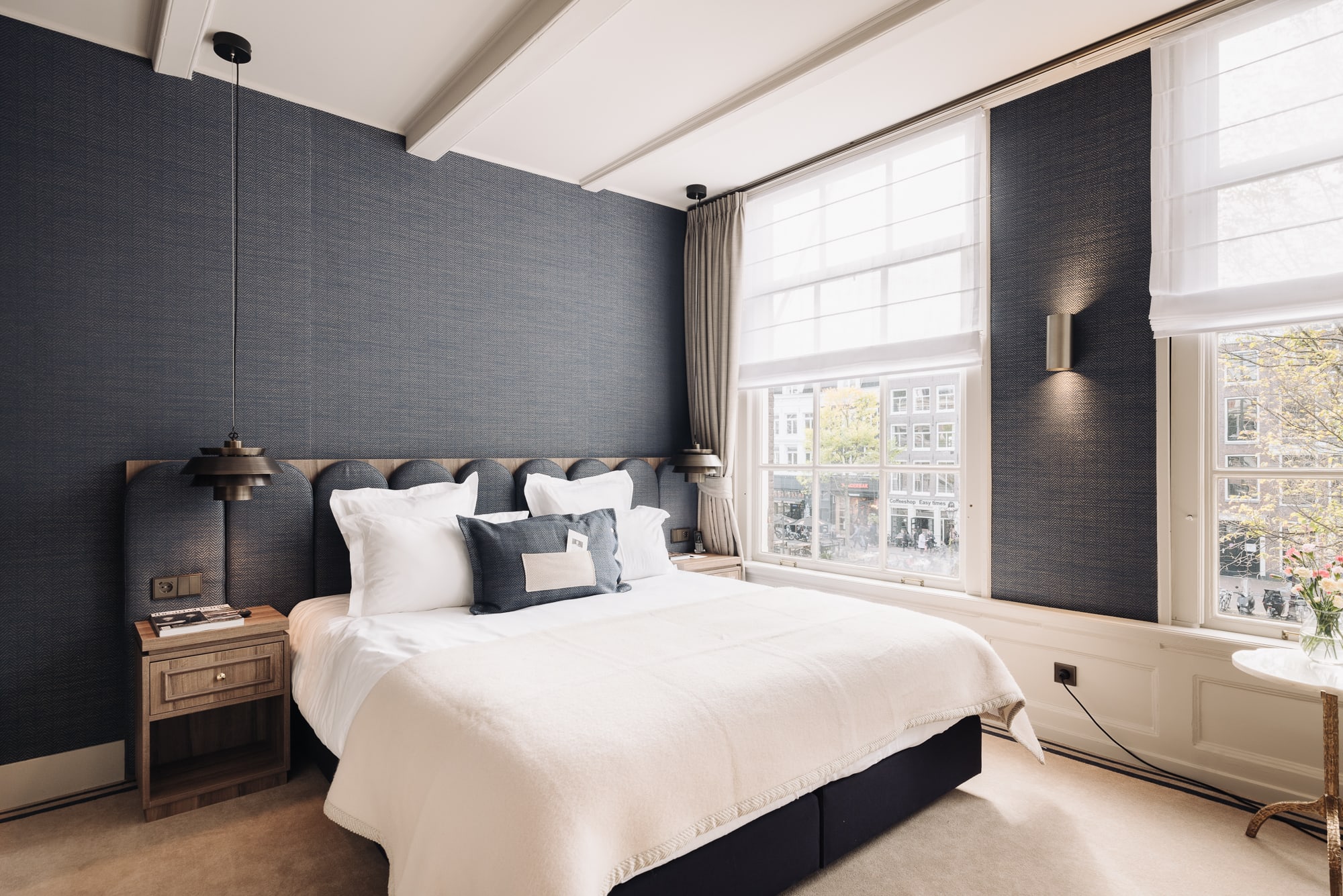 Hotel 717