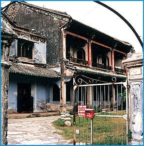 Cheong Fatt Tze - The Blue Mansion