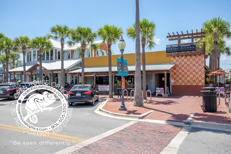 Beaches Town Center Wander