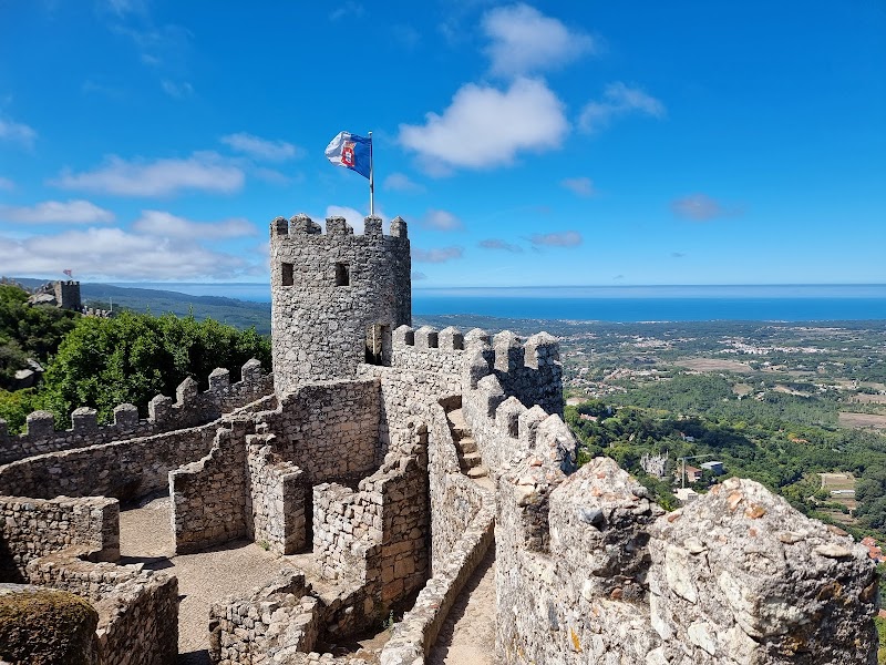 Castle of the Moors (Castelo dos Mouros)