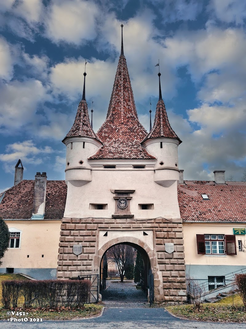 Catherine’s Gate & Șchei Gate