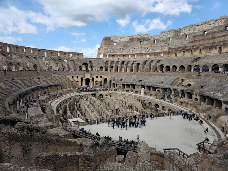 Colosseum and Roman Forum Private Tour