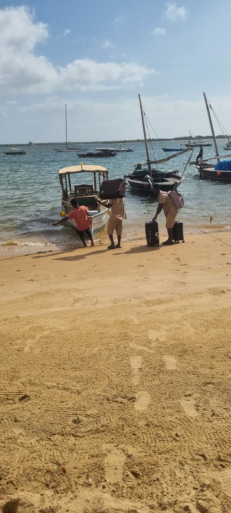 Lamu Seafront Pause