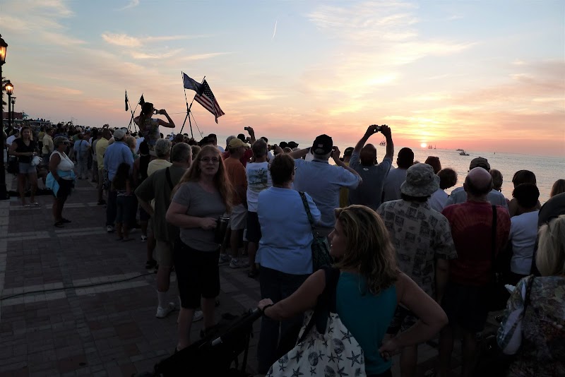 Mallory Square Sunset and Street Performers