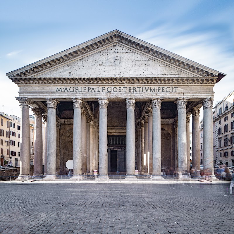 Pantheon and Historic Center Walk