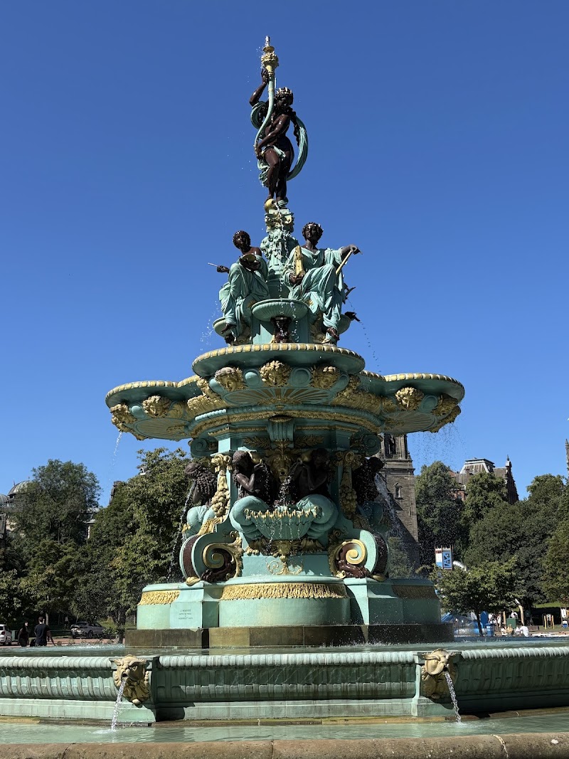 Princes Street Gardens & Ross Fountain