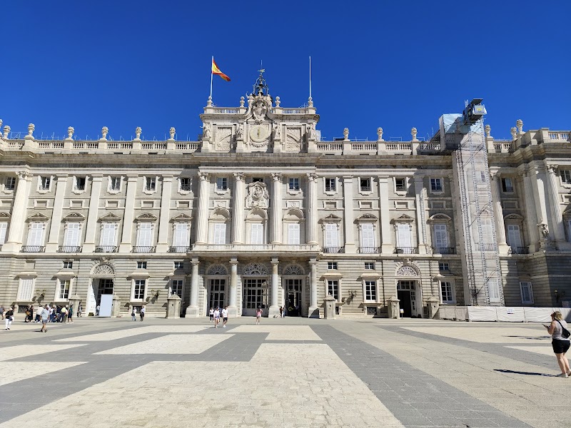 Royal Palace of Madrid & Almudena Cathedral Exteriors