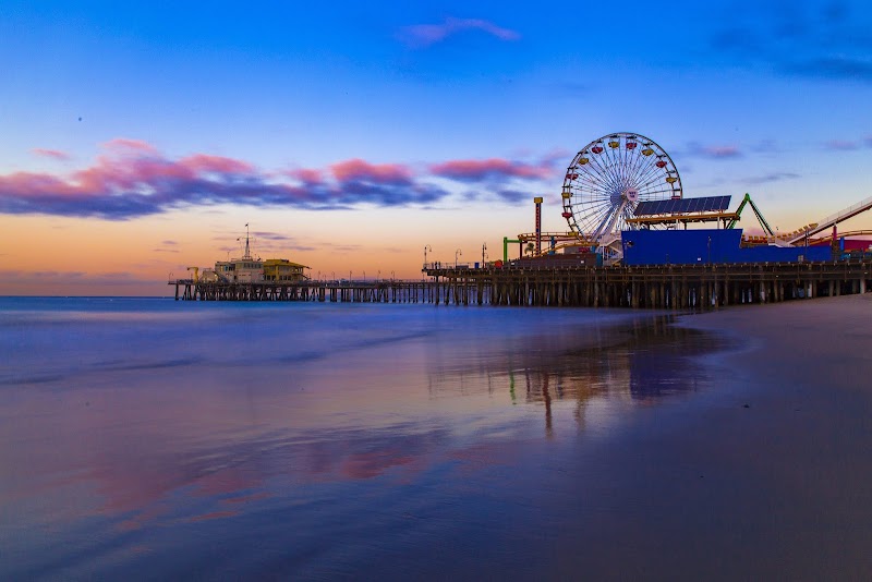 Santa Monica Beach & Pier