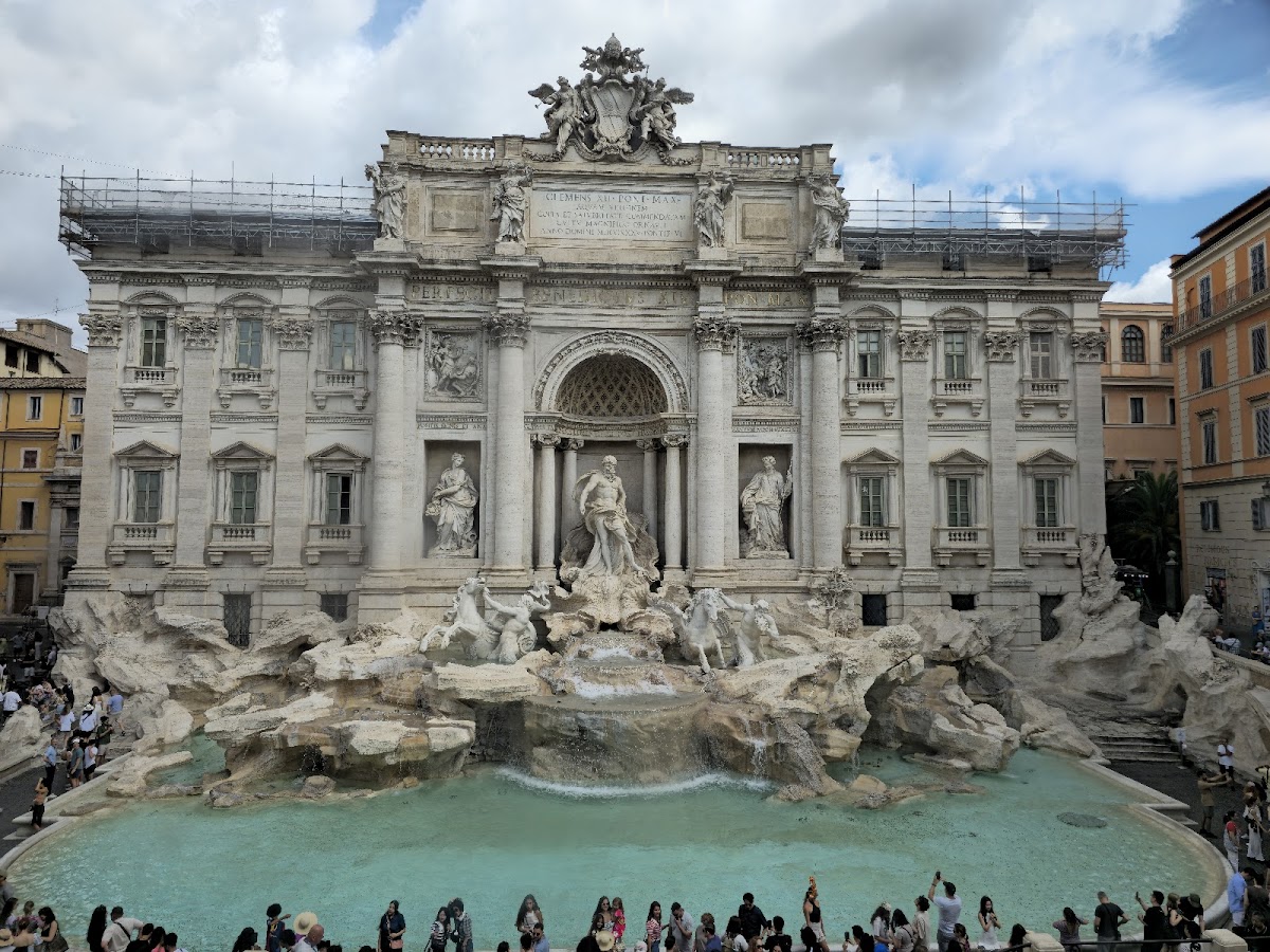 Trevi Fountain Golden Hour