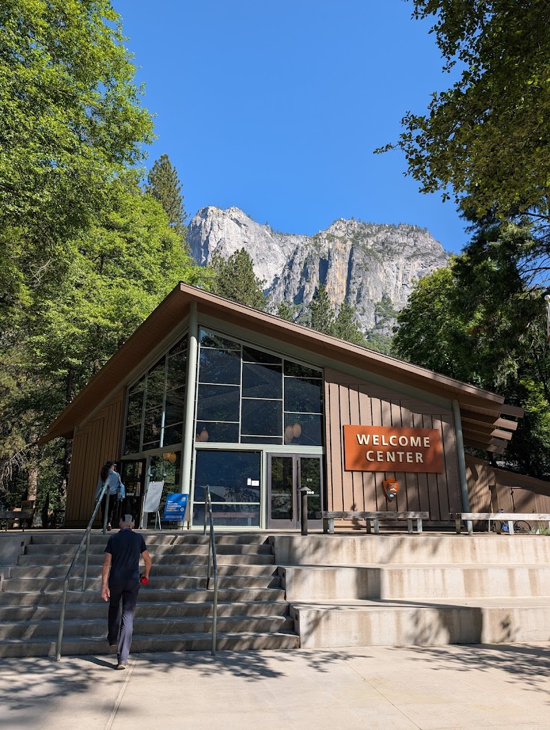 Yosemite Valley Visitor Center